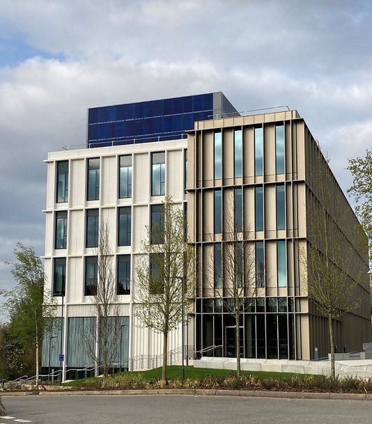 L'Università di Warwick sceglie il sistema di illuminazione di emergenza intelligente Eaton per garantire la sicurezza del suo nuovo edificio di ricerca